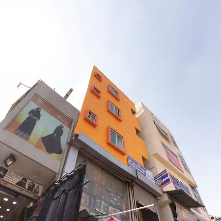 Spot On Ssr Lodging And Boarding Hotel Bangalore Exterior photo